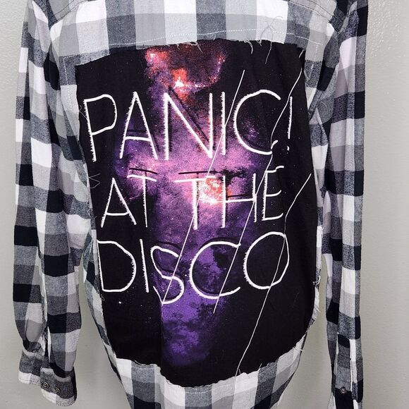 Boneyard Threadz Panic at the Disco B&W Plaid Flannel Button Up Shirt Large - Picture 7 of 10